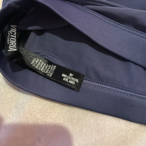 NWOT VS sports bra - Picture 4 of 4